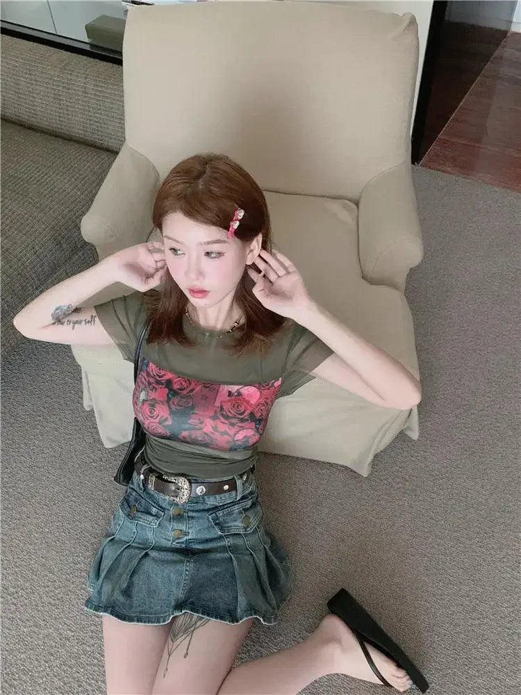 Summer Outfit Woman Tops Sexy Crop T Shirt for Women Y2k Fashion Korea Sale 90s Vintage Polyester Clothes Youthful Harajuku Kpop