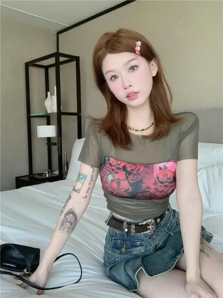 Summer Outfit Woman Tops Sexy Crop T Shirt for Women Y2k Fashion Korea Sale 90s Vintage Polyester Clothes Youthful Harajuku Kpop