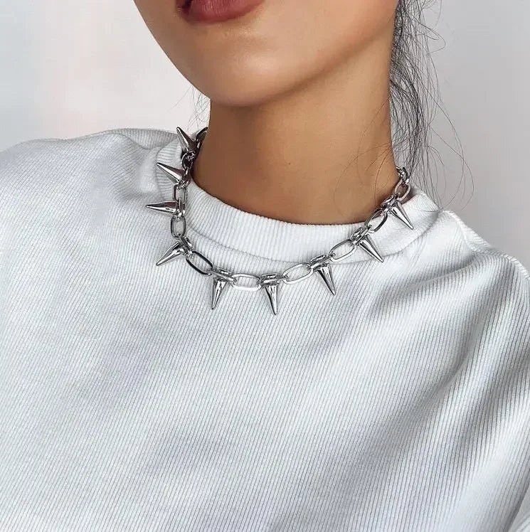 New Punk Gothic Harajuku Necklaces Handmade Womens Necklace Spike Rivet Female Chain Necklaces Exaggeration Rock Choker Jewelry