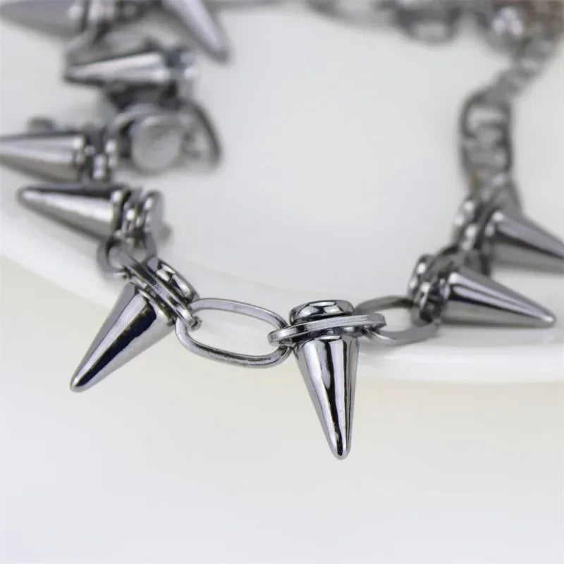 New Punk Gothic Harajuku Necklaces Handmade Womens Necklace Spike Rivet Female Chain Necklaces Exaggeration Rock Choker Jewelry