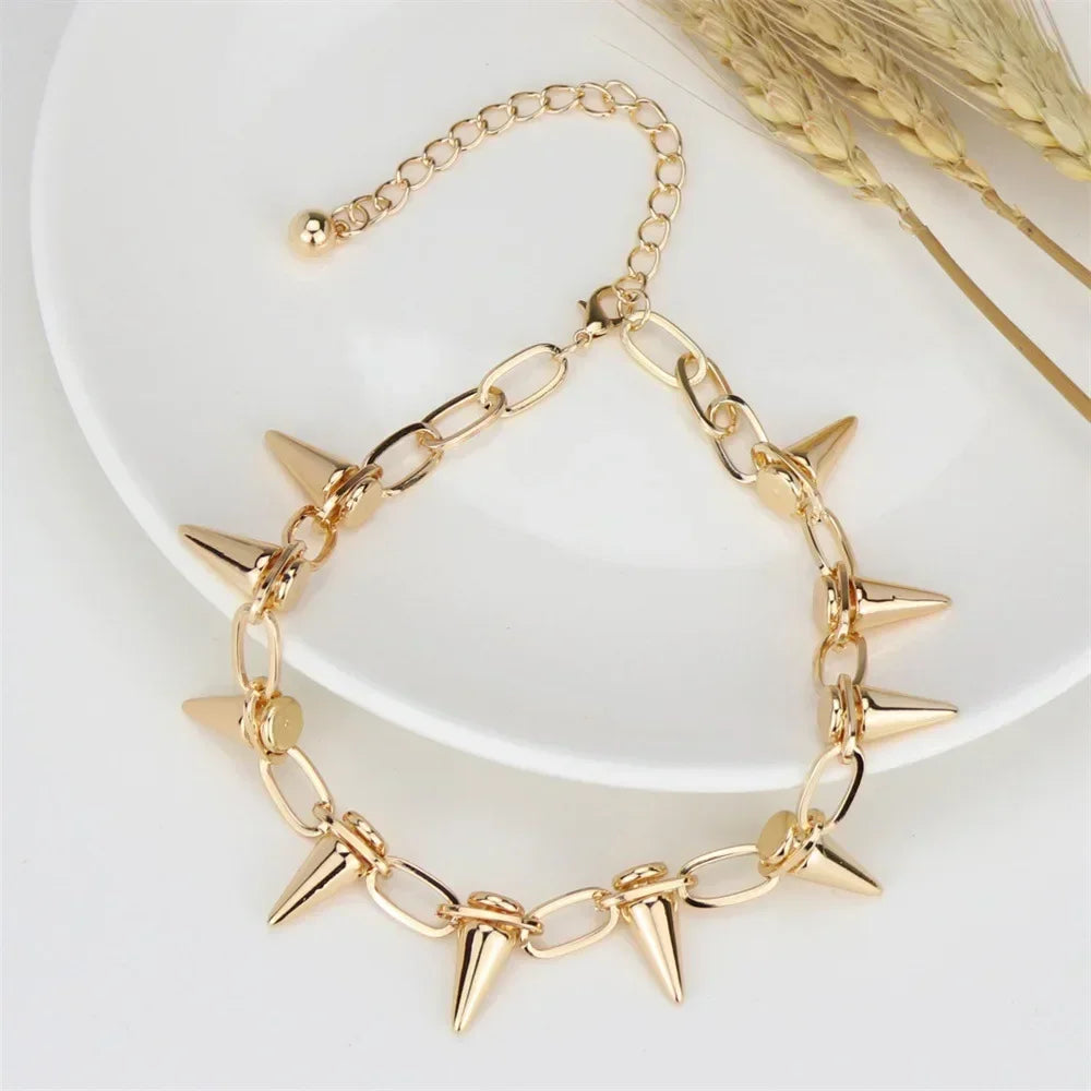 New Punk Gothic Harajuku Necklaces Handmade Womens Necklace Spike Rivet Female Chain Necklaces Exaggeration Rock Choker Jewelry