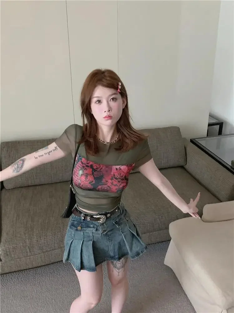 Summer Outfit Woman Tops Sexy Crop T Shirt for Women Y2k Fashion Korea Sale 90s Vintage Polyester Clothes Youthful Harajuku Kpop