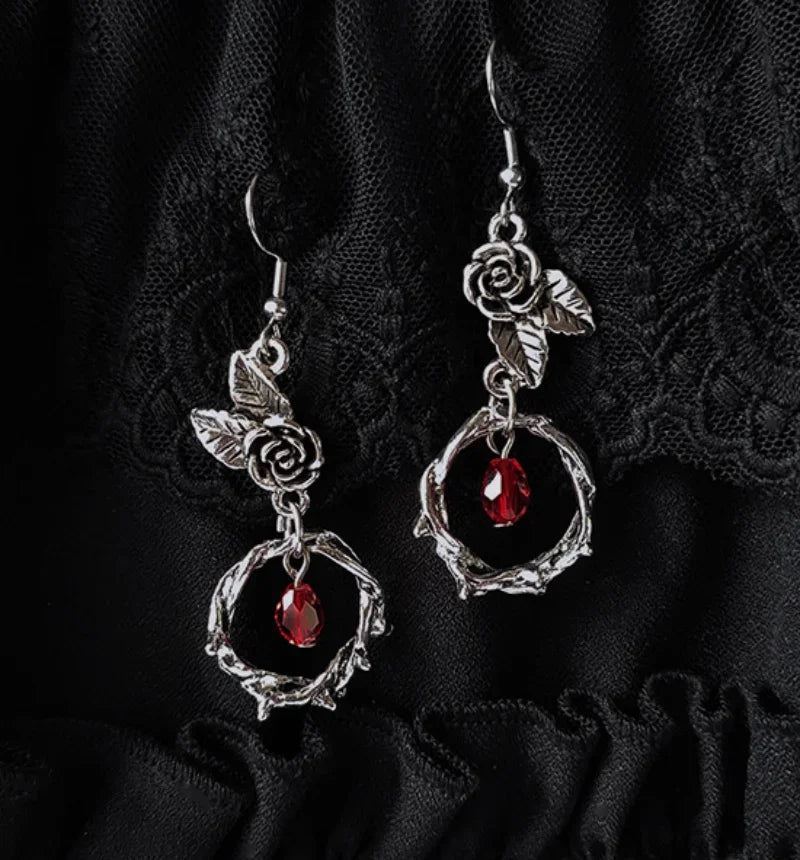 Vintage Gothic Vampire Witch Black Rose Earrings for Women 2023 Creative Holiday Party Personalized Jewelry Accessories