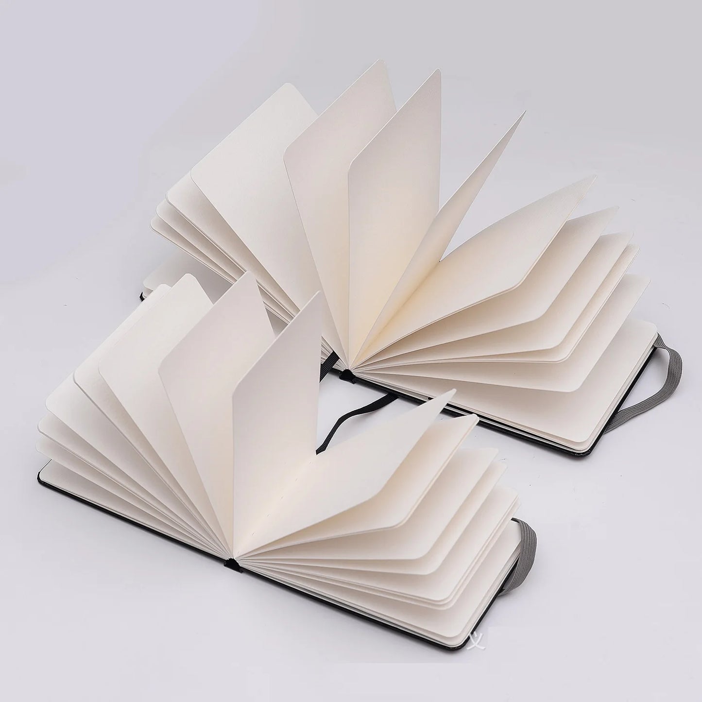 A5/A6 Watercolor Notebook 300g/m Travel Handbook Hand Painting Notebook for Water Color Diary Sketchbook Student Art Supplies
