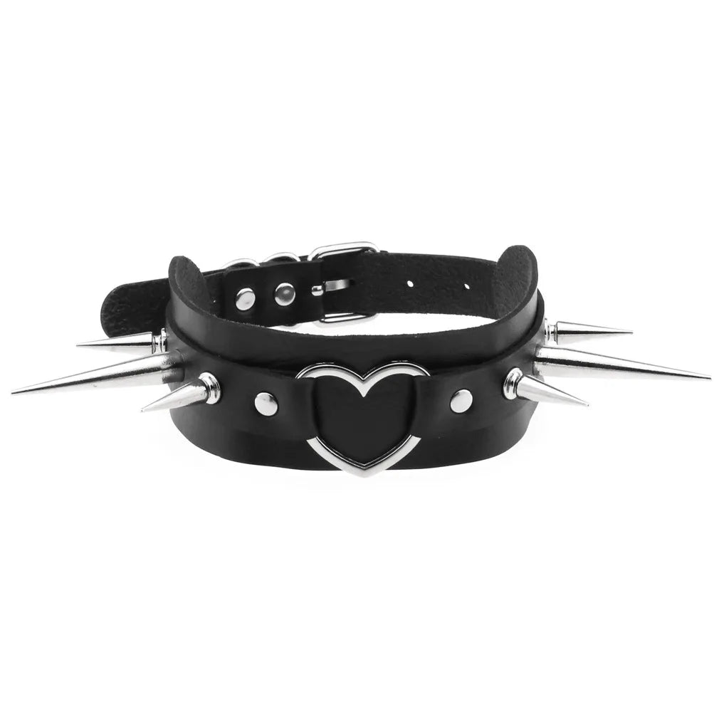 Punk Fashion Spiked Leather Choker Handmade Heart Collar Necklace Women Girls Buckle Style Goth Accessories