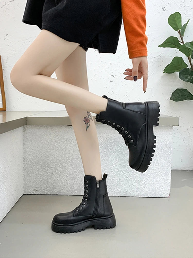 2021 Summer Autumn Women Ankle Boots Classic Beige Black Leather Gothic Punk Shoes Mid Heels Short Combact Boots Platform Shoes