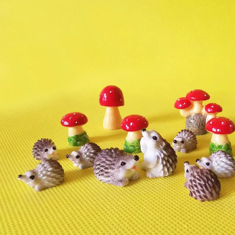 free shipping 15Pcs/hedgehog with mushrooms/cute animal/fairy garden gnome/moss terrarium/crafts/home decor/diysupplies/figurine