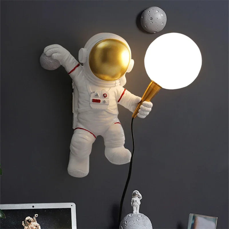 New Design Astronaut LED Wall Lamp Table Lamp Children's Room Bedroom Bedside  Living Room Moon Lighting Boy Planet Night Lamp