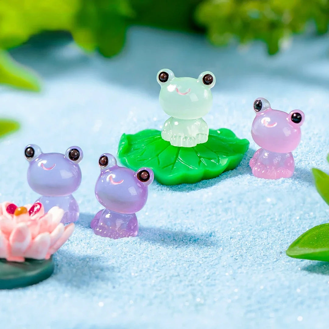 10/20/50pcs Luminous Frogs Mini Figurine Micro Landscape Decoration Frog Fairy Garden DIY Miniatures Home Decoration Accessories