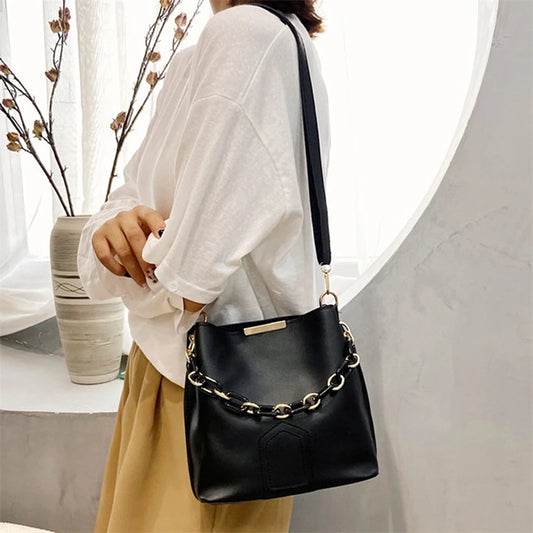 Women Shoulder Bag 2023 New Fashion Woman All-match Messenger Bag High Quality Exquisite Elegant Portable Bucket Bags