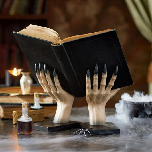 Halloween Witch Book Stand Halloween Resin Statue Witch Hand Bookends Halloween Party Table Decoration Witch Hands Book Holder