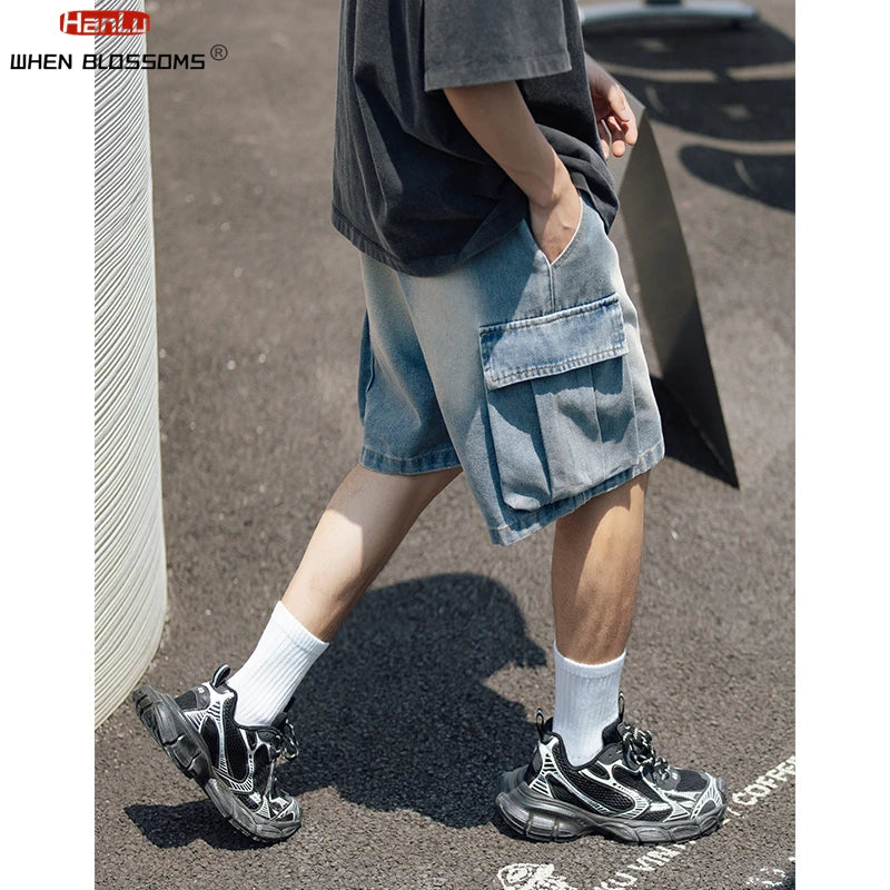 2024 Summer New Men's Cargo Jean Shorts Korean Street fashion large pocket Denim Shorts Knee Length Wide Leg Shorts Y2K Clothing