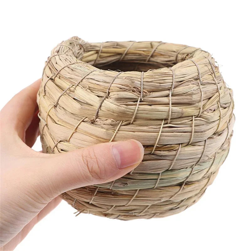 1pc Natural Handmade Straw Bird Nest Pigeon House Parrot Nest Warm Pet Bedroom Courtyard Small Animal Bird Cages