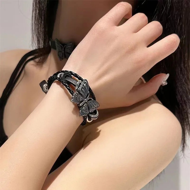 Hip Hop Rock PU Leather Bracelet Men and Women Punk Spikes Rivets Skull Heart Cross Creative Party Bracelet Jewelry Accessories