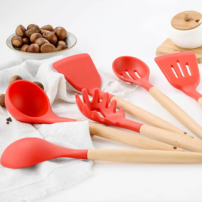 Food Grade Non-stick Silicone Kitchen Cooking Utensils Turner Spatula Spoon Wooden Handle Practical Cooking Tool Kitchenware