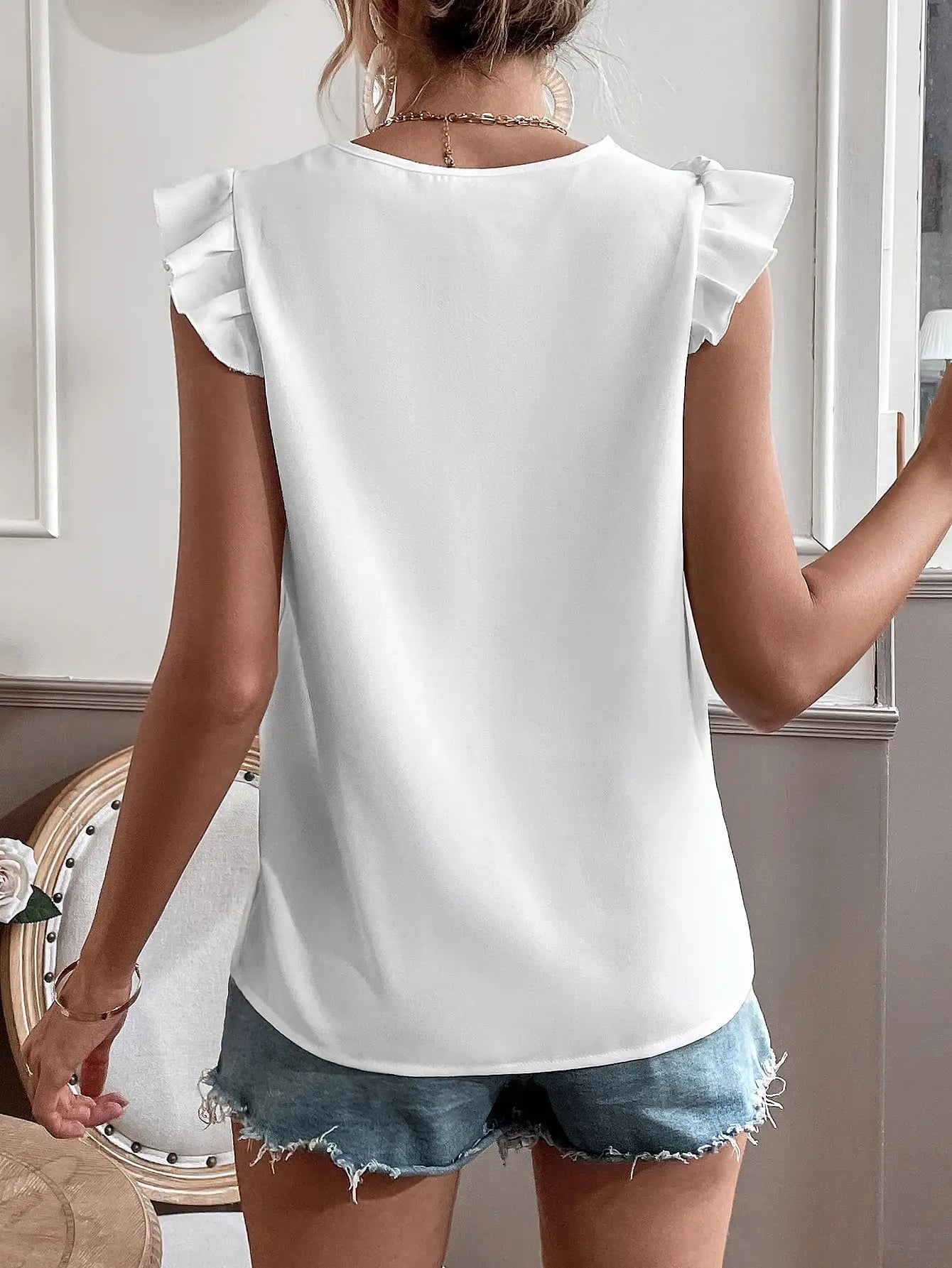 2024 New Fashionable Women's Shirt with Lotus Leaf Sleeves, Elegant and Young Fashion Style, Available in Multiple Colors