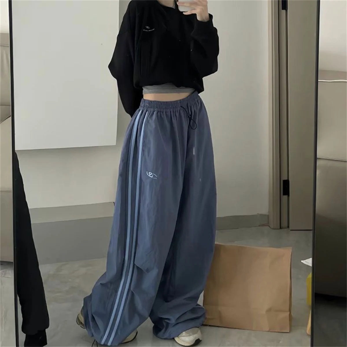 Women Y2K Vintage Cargo Pants Fashion New In Wide Leg Sweatpants Casual Drawstring Hip Hop Trousers Casual Baggy Streetwear Chic