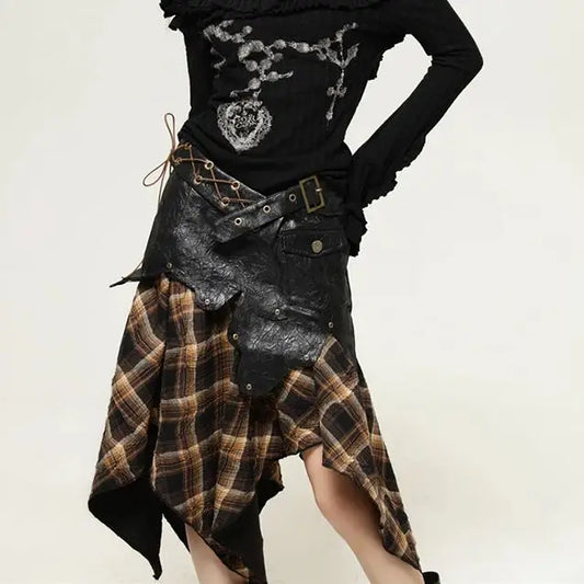 Women's Patchwork Leather Plaid Skirt Harajuku Y2k Vintage Skirts 90s Aesthetic Fashion A-Line Skirt Emo 2000s Punk Goth Clothes