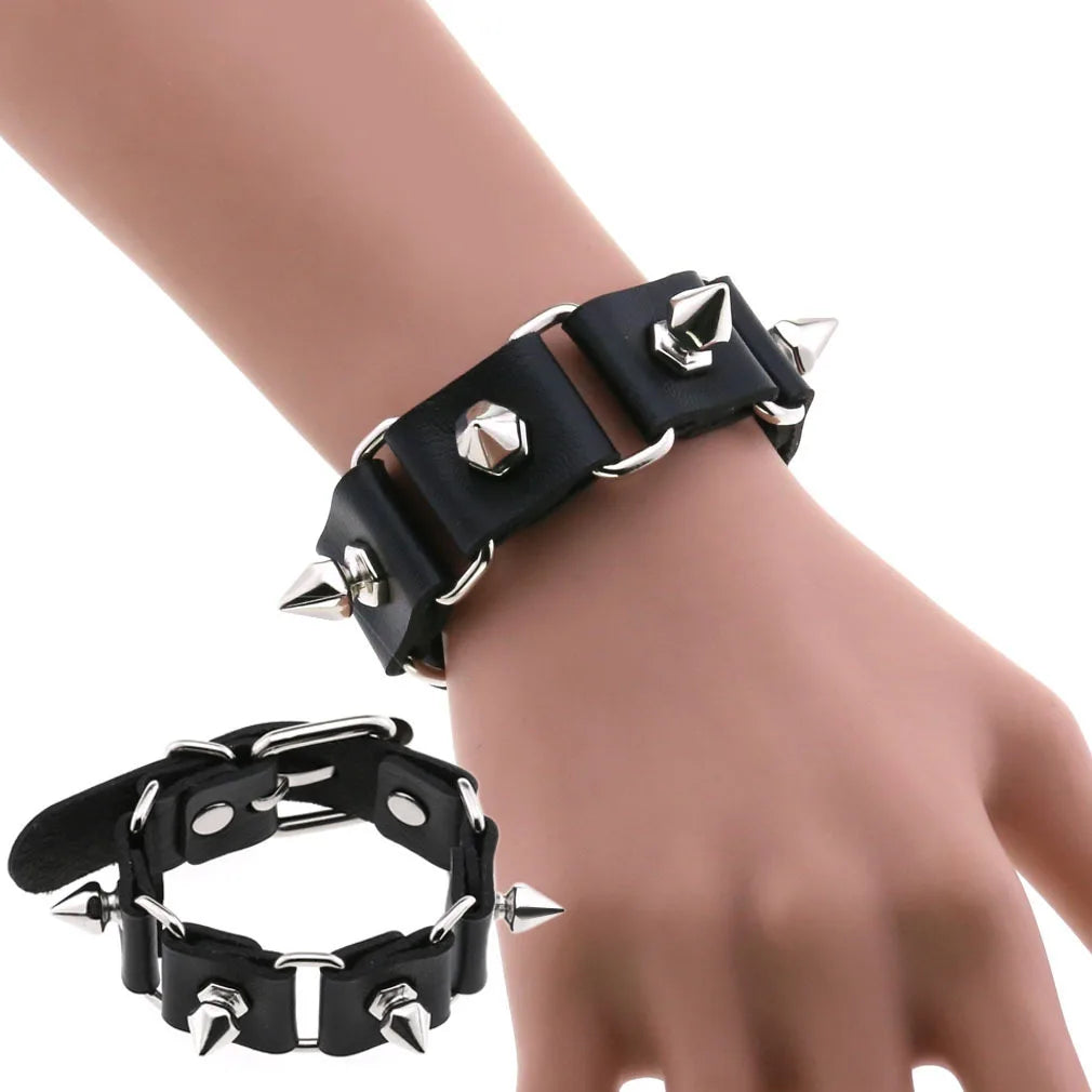 Hip Hop Rock PU Leather Bracelet Men and Women Punk Spikes Rivets Skull Heart Cross Creative Party Bracelet Jewelry Accessories