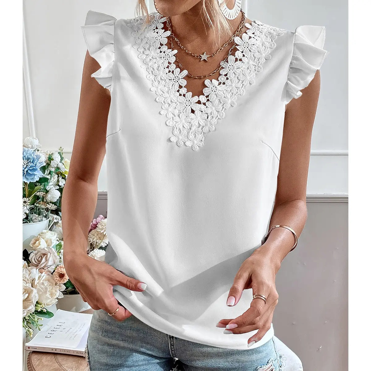 2024 New Fashionable Women's Shirt with Lotus Leaf Sleeves, Elegant and Young Fashion Style, Available in Multiple Colors