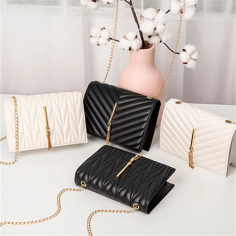 1Pcs Women PU Leather Shoulder Crossbody Bag for Women Fashion V Pattern Lattice Mini Flap Bag White Black Purses and Handbags