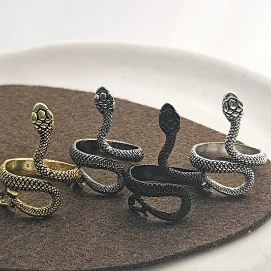 Charm Snake Ring Black Color Adjustable Stainless Steel Rings for Women Men Vintage Punk Hip Hop Rock Jewelry Accessories Gift