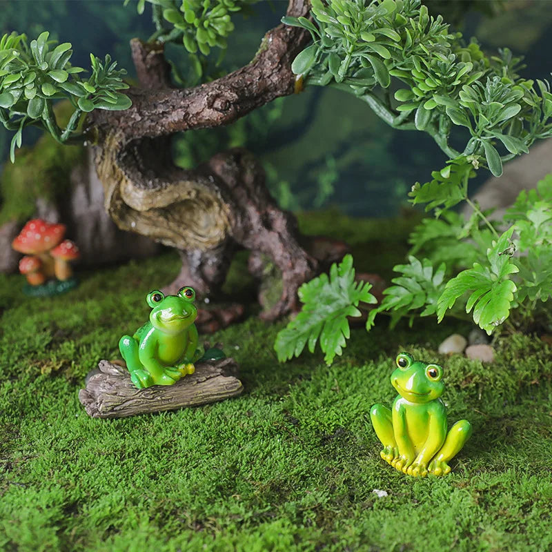 Kawaii Cartoon Frogs Artificial Resin Green Frog Figurines DIY Micro-landscape Accessories Garden Flowerpot Decorations