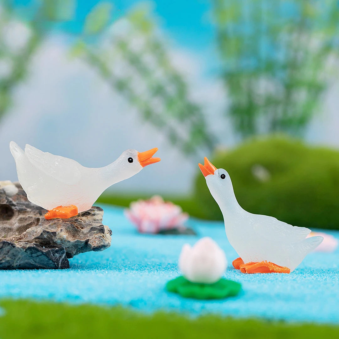 3/6pcs A Set Glow In The Dark Animal Miniatures Resin Mini Goose Figurines Fairy Garden Accessories DIY Terrarium Craft Ornament