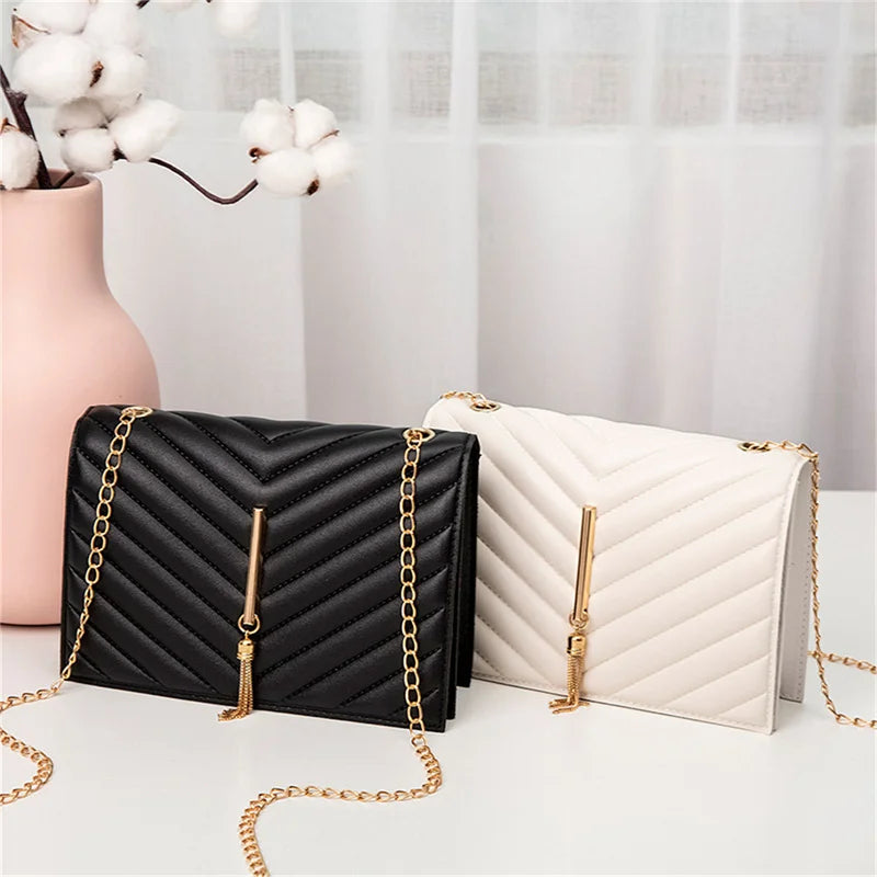 1Pcs Women PU Leather Shoulder Crossbody Bag for Women Fashion V Pattern Lattice Mini Flap Bag White Black Purses and Handbags