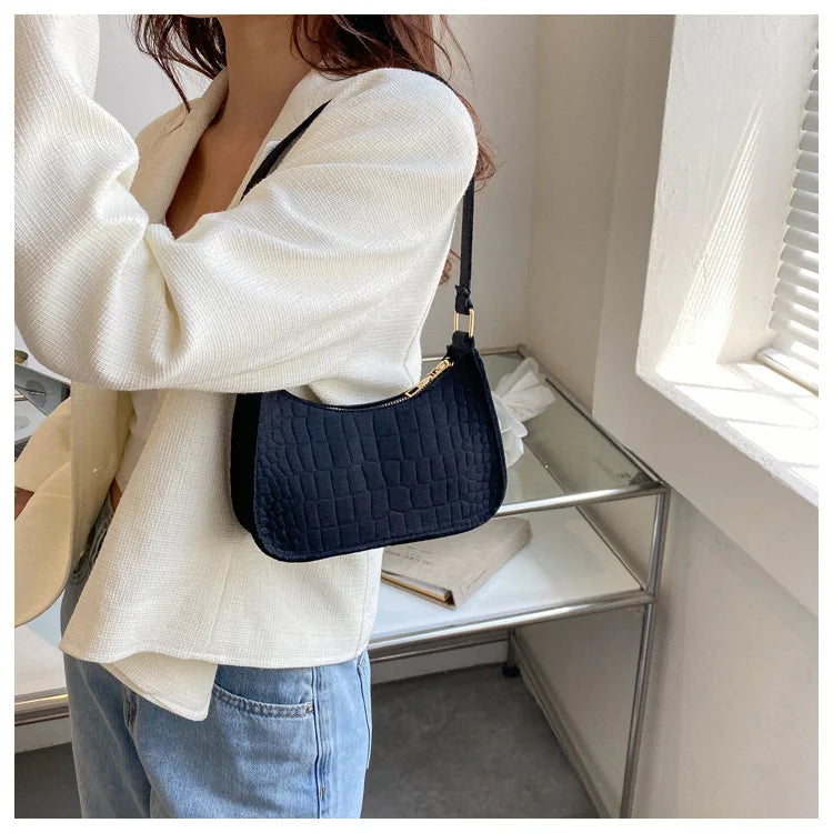 2023 New Pure Felt Woman's Tote Bag Retro Designer Exquisite Shoulder Bag Hot Shopper Purses Zipper Crossbody Bags For Women