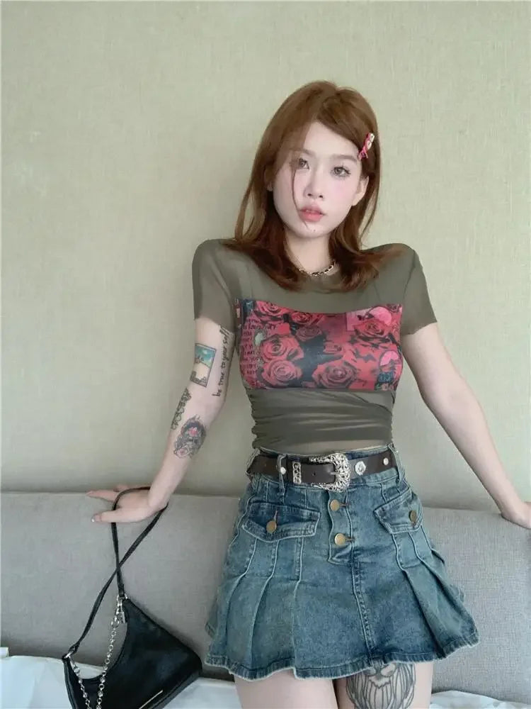 Summer Outfit Woman Tops Sexy Crop T Shirt for Women Y2k Fashion Korea Sale 90s Vintage Polyester Clothes Youthful Harajuku Kpop